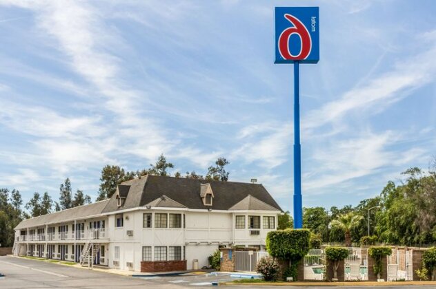 Motel 6 Fresno - Belmont Ave - Photo2