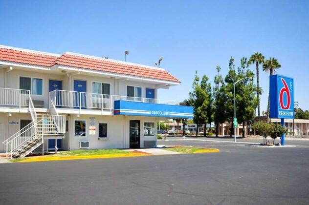 Motel 6 Fresno - Blackstone South - Photo5