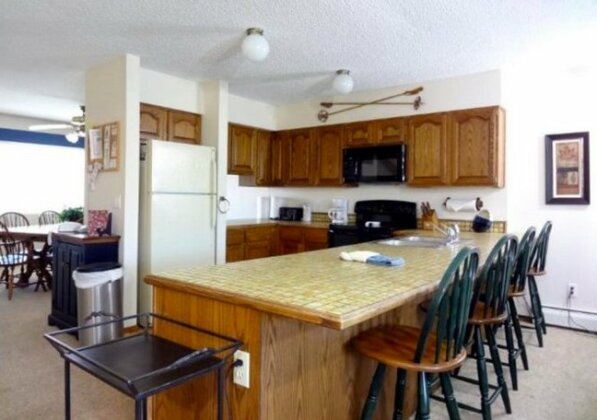 Lagoon 762B - Photo4