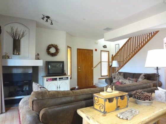 The Pointe - Photo2