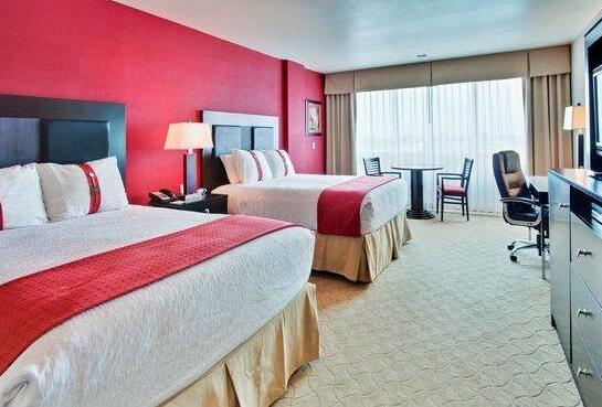 Holiday Inn Hotel & Suites Anaheim - Fullerton - Photo4
