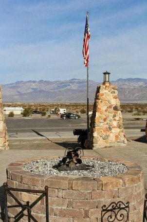 Stovepipe Wells Village - Photo2