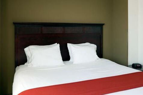 Holiday Inn Express Hotel & Suites- Gadsden - Photo4