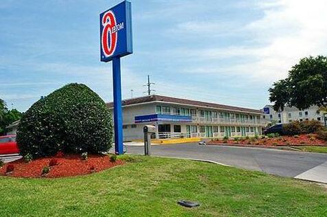 Motel 6 Gainesville - Photo2