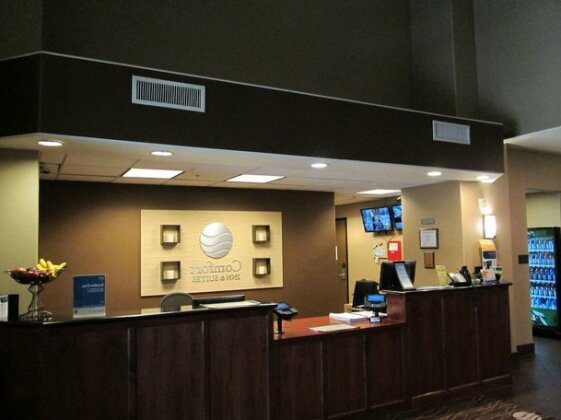 Comfort Inn & Suites Galt - Lodi North - Photo4