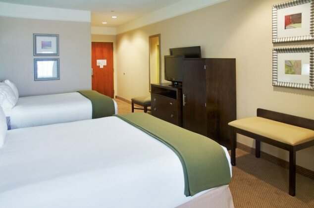 Holiday Inn Express Hotel & Suites Galveston West-Seawall - Photo3