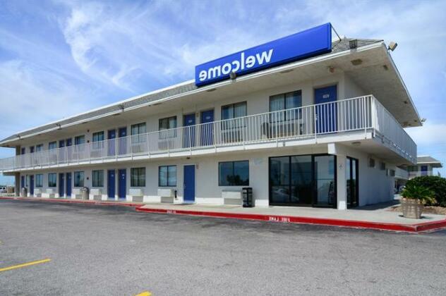 Motel 6 Galveston - Photo2