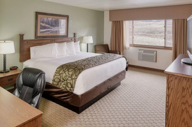 The Ridgeline Hotel at Yellowstone Ascend Hotel Collection - Photo4