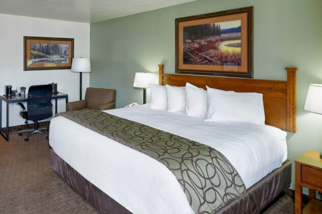 The Ridgeline Hotel at Yellowstone Ascend Hotel Collection - Photo5