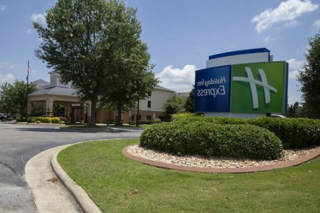 Holiday Inn Express Clayton Southeast Raleigh