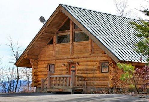 Almost Heaven Log Cabins - Photo3