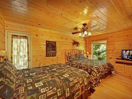 Big Bear Lodge Holiday home - Photo4