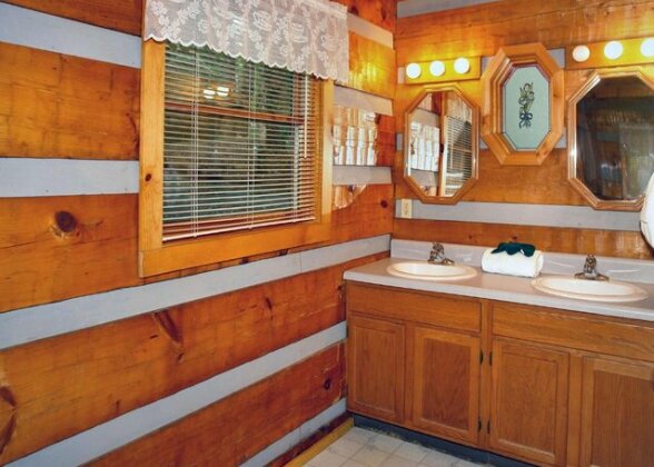 Linger Longer 1607 - One Bedroom Cabin - Photo5