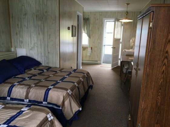 Dixon Lake Resort Motel - Photo4