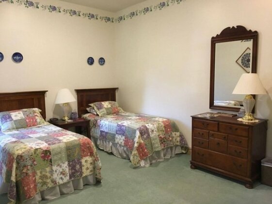 Oak Valley Inn and Suites - Photo5