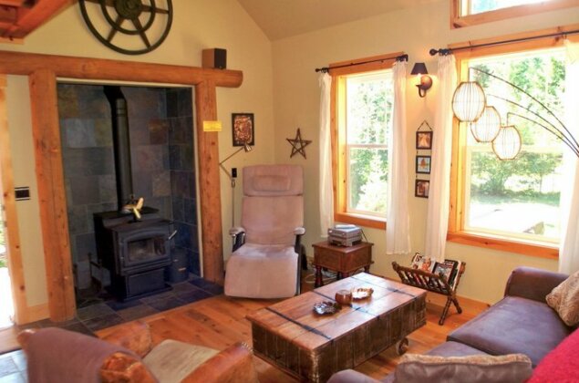 One Bedroom Cabin - 11MBR - Photo4