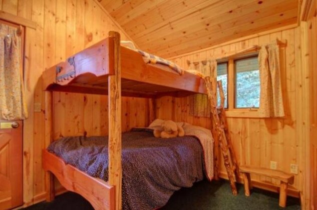 Three Bedroom Cabin - 47SL - Photo4