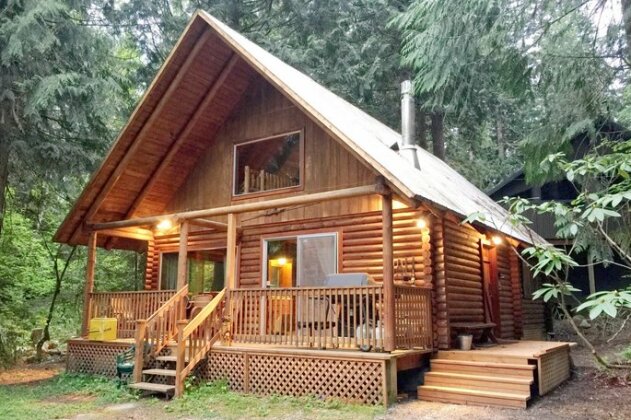 Two Bedroom Cabin - 17MBR