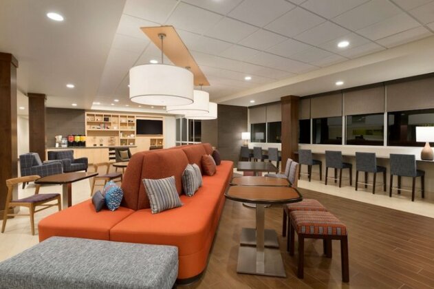 Home2 Suites By Hilton Glendale Westgate - Photo2