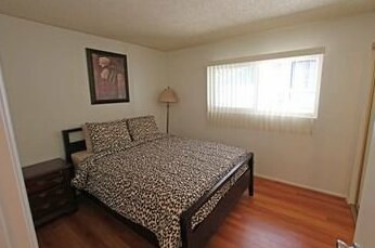 Cozy New Town House Glendale - Photo5