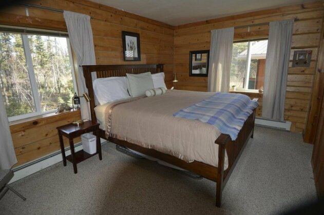 Antler's Rest Bed and Breakfast - Photo3