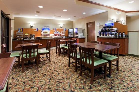 Holiday Inn Express Glenwood Springs Aspen Area - Photo2