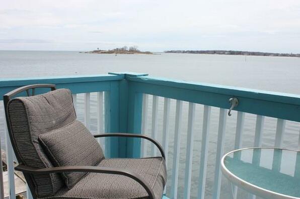 Gloucester Harborscape View 1 or 2BR on water - Photo5