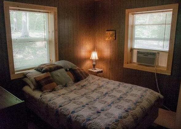 Burr Oak Cabin