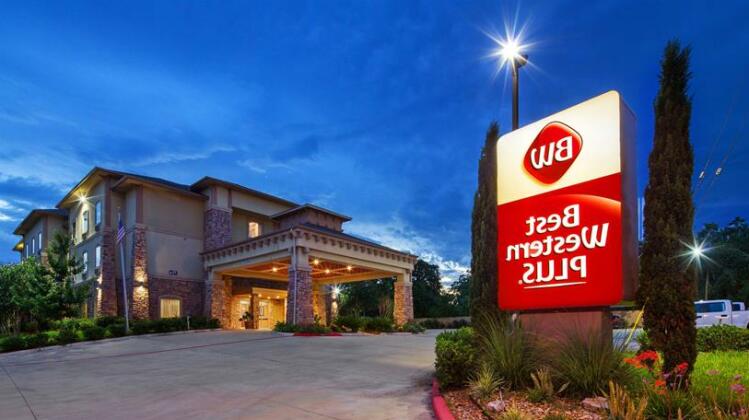 Best Western Plus Goliad Inn & Suites - Photo2