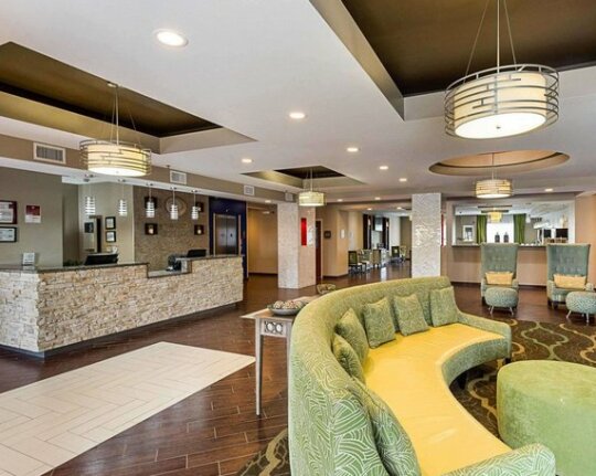 Comfort Suites Gonzales - Photo2