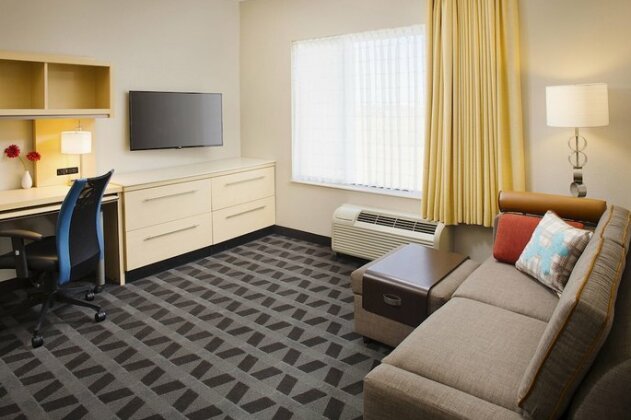 Towneplace Suites by Marriott Phoenix Goodyear - Photo4