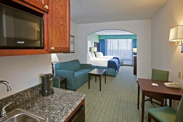 Holiday Inn Express & Suites Graham - Photo5