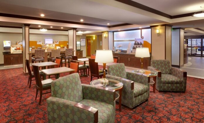 Holiday Inn Express Hotel & Suites Grand Junction - Photo3