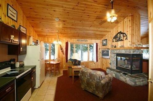 Gunflint Lodge - Photo2