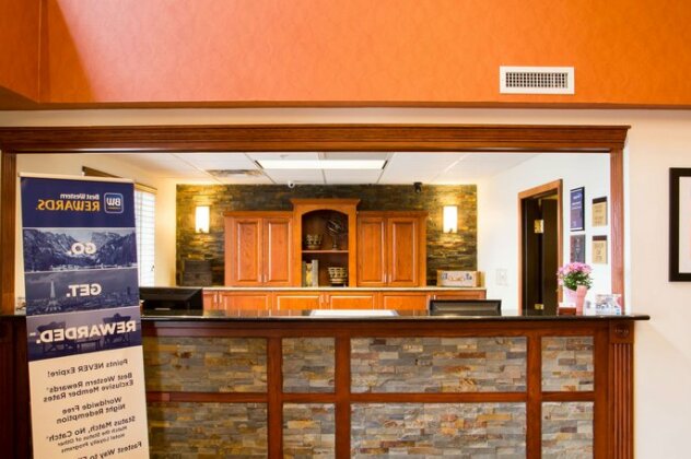 Best Western Executive Inn & Suites - Photo3