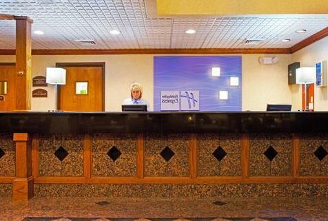 Candlewood Suites Grand Rapids Airport - Photo5