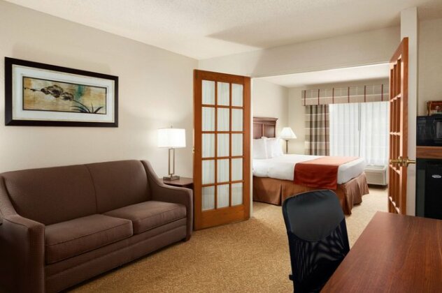 Country Inn & Suites by Radisson Grand Rapids Airport MI - Photo3