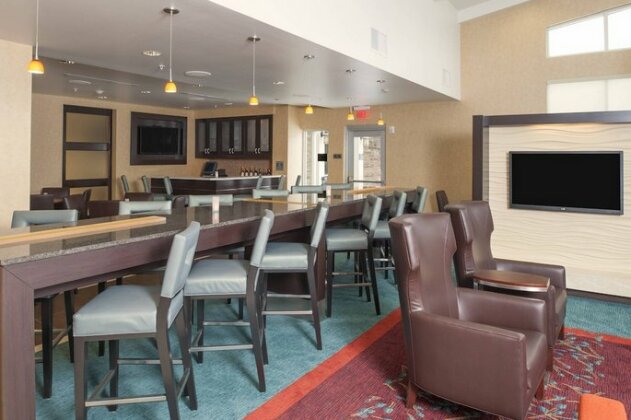 Residence Inn by Marriott Grand Rapids Airport - Photo5