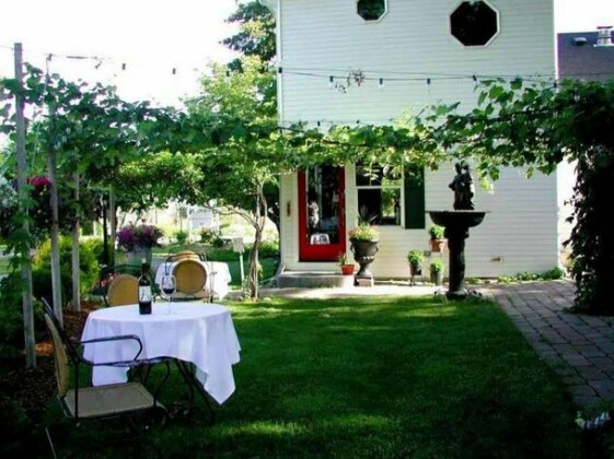 Cozy Rose Inn - Photo4