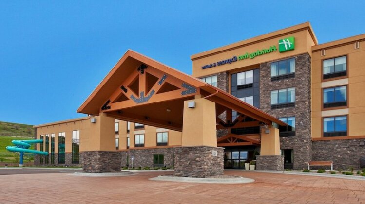 Holiday Inn Express and Suites Great Falls - Photo2