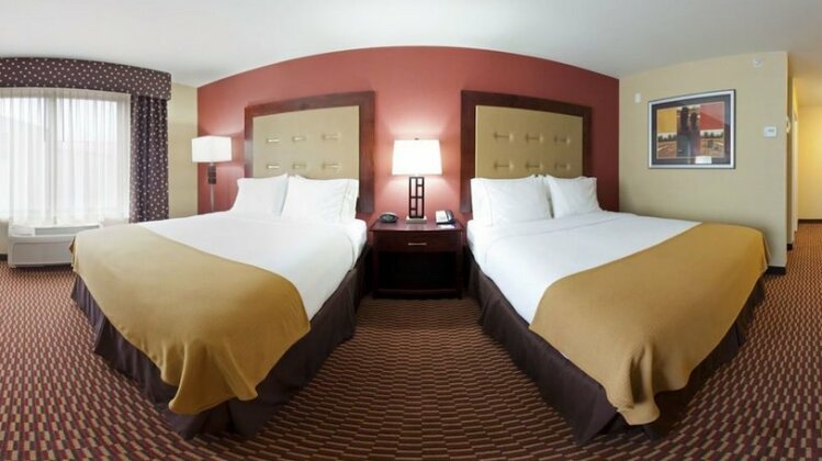 Holiday Inn Express and Suites Great Falls - Photo5