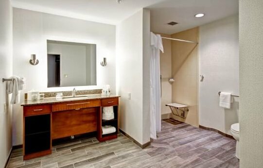 Homewood Suites by Hilton Greeley - Photo4