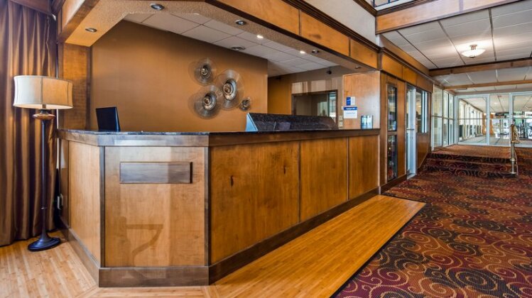 Best Western Green Bay Inn and Conference Center - Photo3