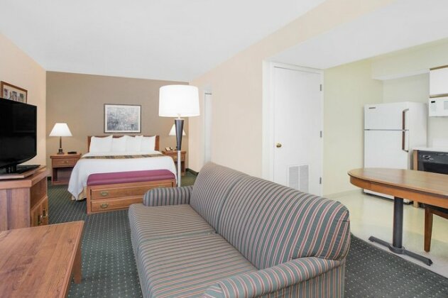 Hawthorn Suites Green Bay - Photo5