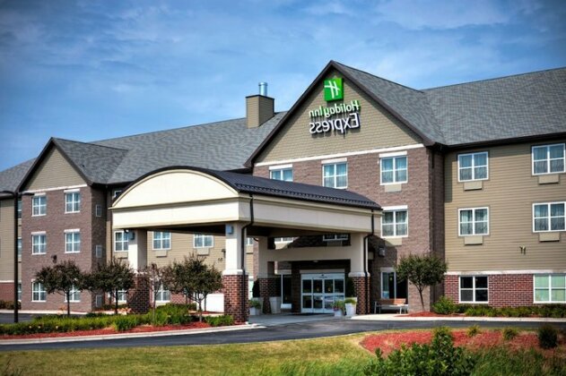 Holiday Inn Express & Suites - Green Bay East - Photo2