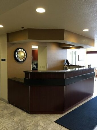 Microtel Inn & Suites by Wyndham Green Bay - Photo3