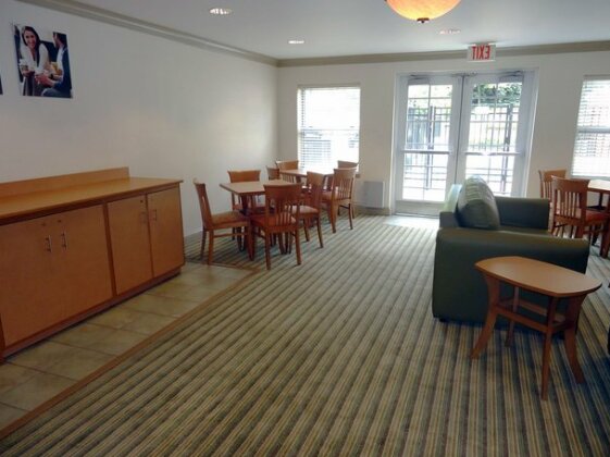 Extended Stay America - Greensboro - Airport - Photo5