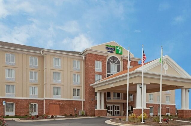 Holiday Inn Express Hotel & Suites Greensboro - Airport Area - Photo2