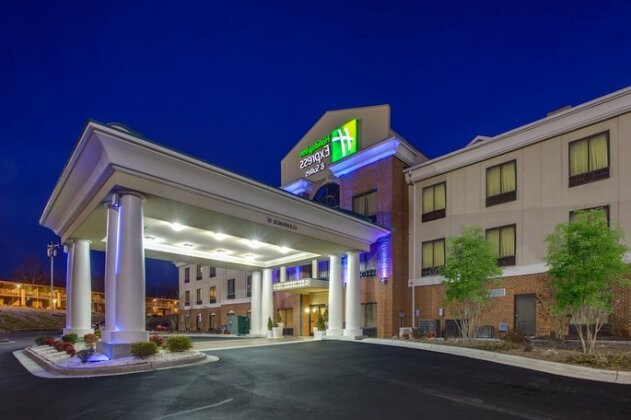 Holiday Inn Express Hotel & Suites Greensboro-East