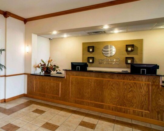 Comfort Inn & Suites Greenville I-70 - Photo4